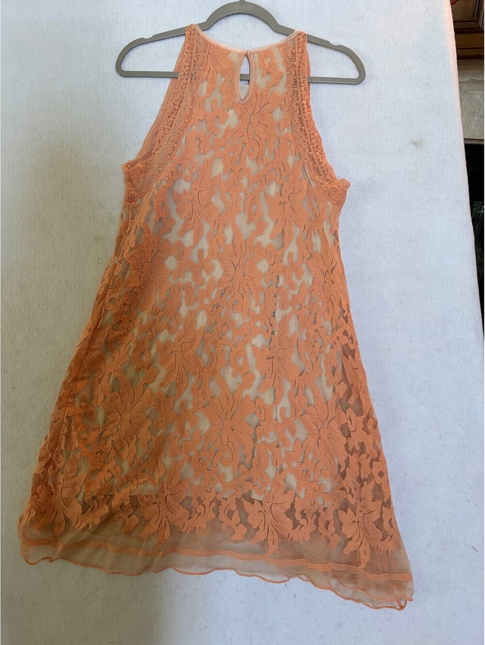 Chelsea Violet Peach Lace Overlay Dress Medium